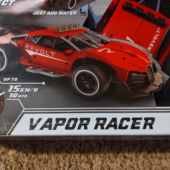 Revolt Vapor Racer remote control car new - Picture 3 of 10